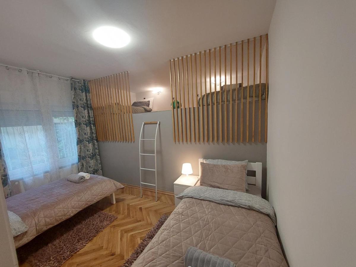 Ozzy Cozy Appartement Zagreb Buitenkant foto